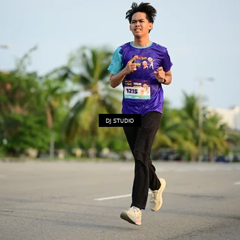 Runner Photo 8345769