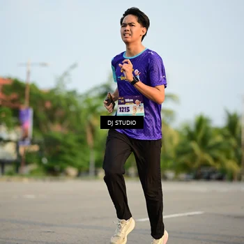 Runner Photo 8345771
