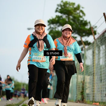 Runner Photo 8345792