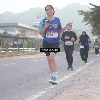 Runner Photo 8345844