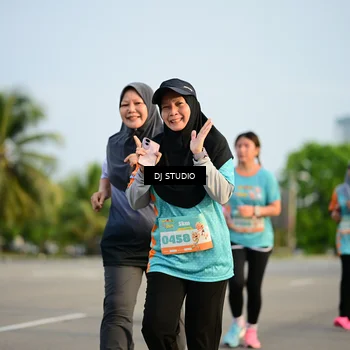 Runner Photo 8345863