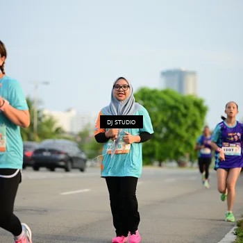 Runner Photo 8345873