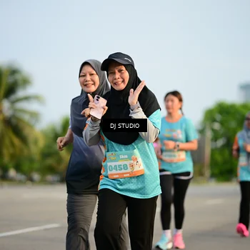 Runner Photo 8345875