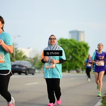 Runner Photo 8345876