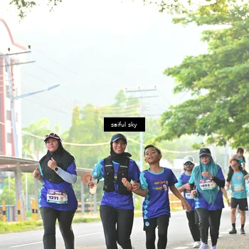 Runner Photo 8345903