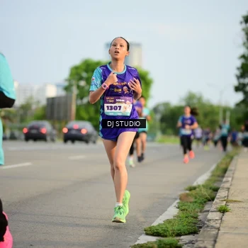 Runner Photo 8345904