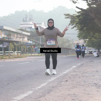 Runner Photo 8345929