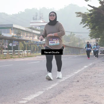 Runner Photo 8345935