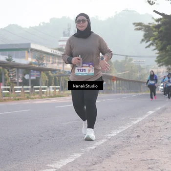 Runner Photo 8345942