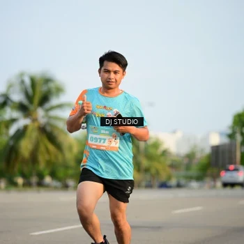 Runner Photo 8345950