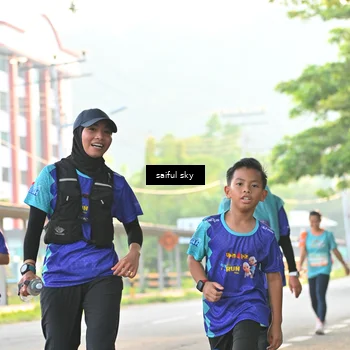 Runner Photo 8345956