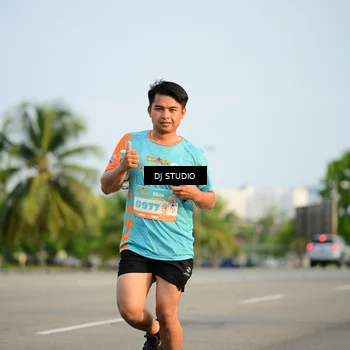 Runner Photo 8345966