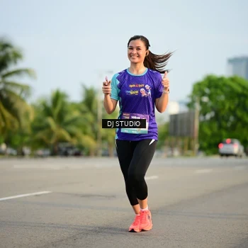 Runner Photo 8345978