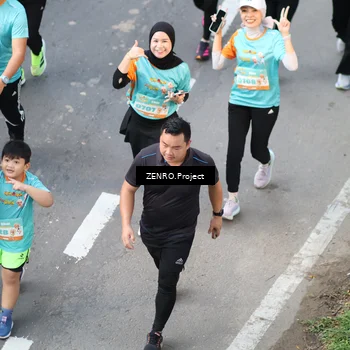 Runner Photo 8345998