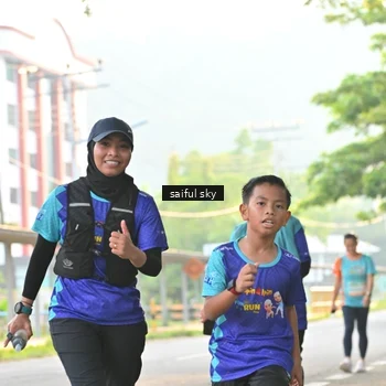 Runner Photo 8346000