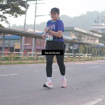 Runner Photo 8346015