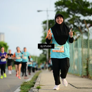 Runner Photo 8346022