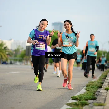 Runner Photo 8346050