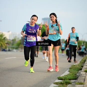 Runner Photo 8346057