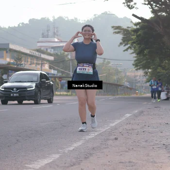 Runner Photo 8346069