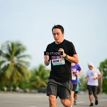 Runner Photo 8346078