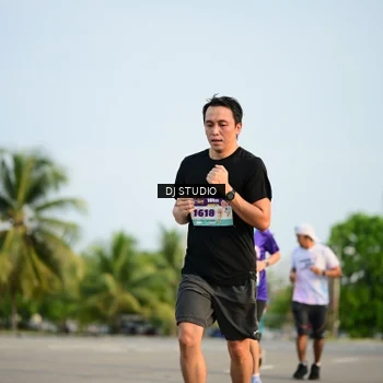 Runner Photo 8346080