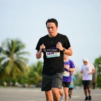 Runner Photo 8346089