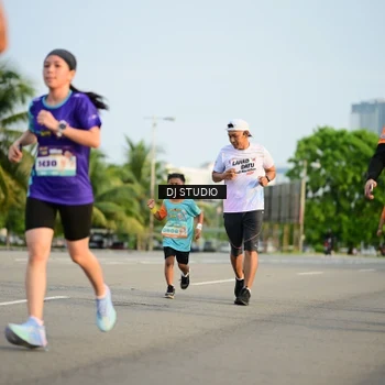 Runner Photo 8346090