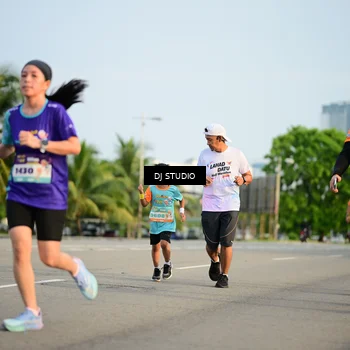 Runner Photo 8346094