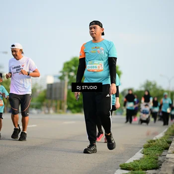 Runner Photo 8346099