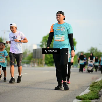 Runner Photo 8346105