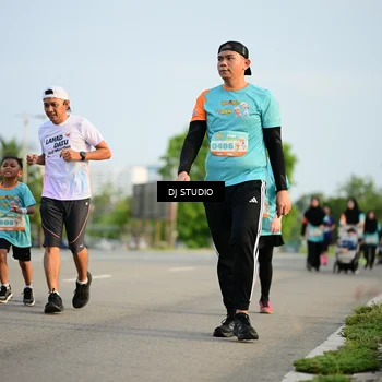 Runner Photo 8346106