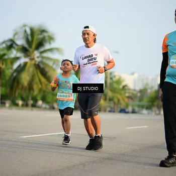 Runner Photo 8346107