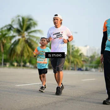 Runner Photo 8346109