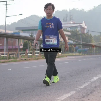 Runner Photo 8346153