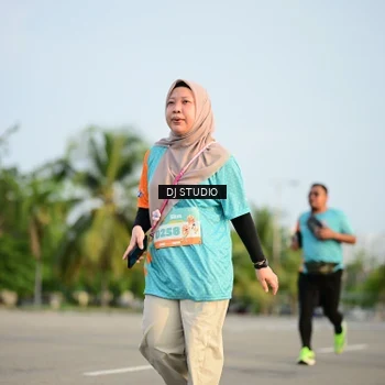 Runner Photo 8346195