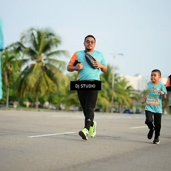 Runner Photo 8346196