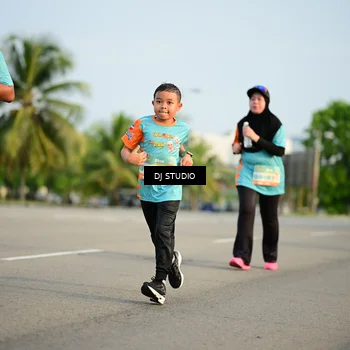 Runner Photo 8346211