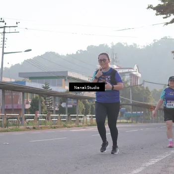 Runner Photo 8346216