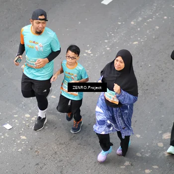 Runner Photo 8346224