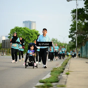 Runner Photo 8346234