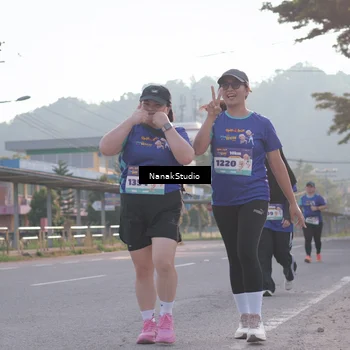 Runner Photo 8346253