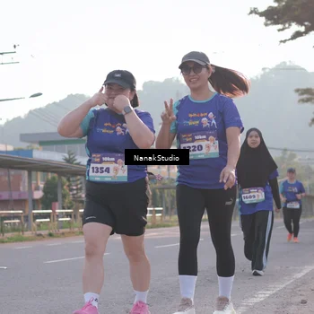 Runner Photo 8346265