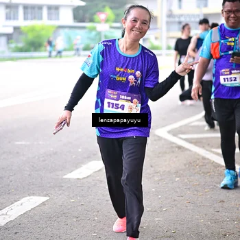 Runner Photo 8346275