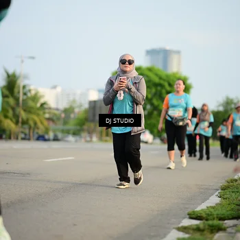 Runner Photo 8346285