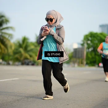 Runner Photo 8346299