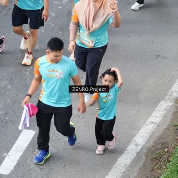 Runner Photo 8346300