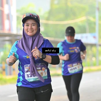 Runner Photo 8346355