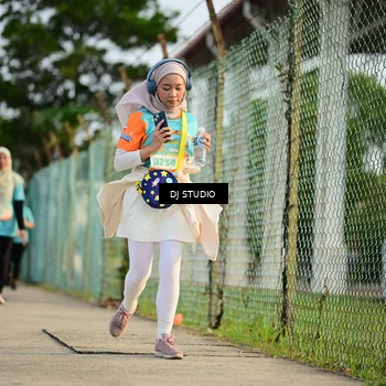 Runner Photo 8346385