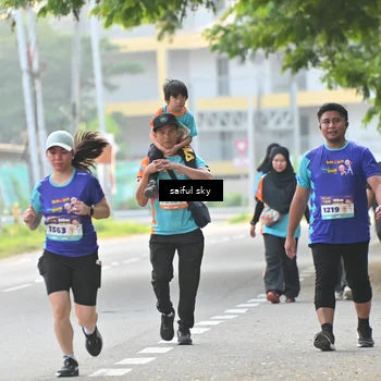 Runner Photo 8346398
